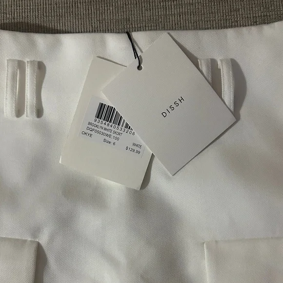 DISSH Elegant White Skort - Picture 5 of 7